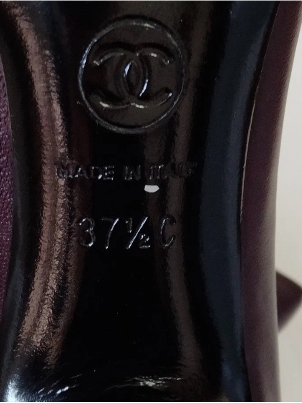 CHANEL Burgundy Quilted Cap-Toe Leather Heels with Gold Accents EU37.5 - Picture 8 of 9